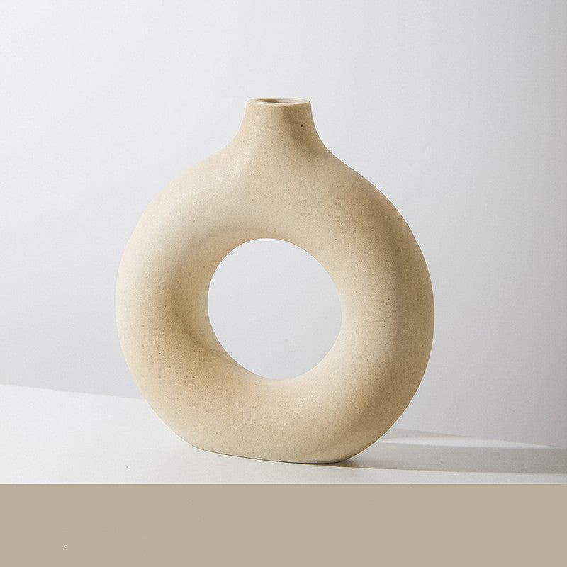 New Style Biscuit Vase: Playful Elegance for Modern Spaces