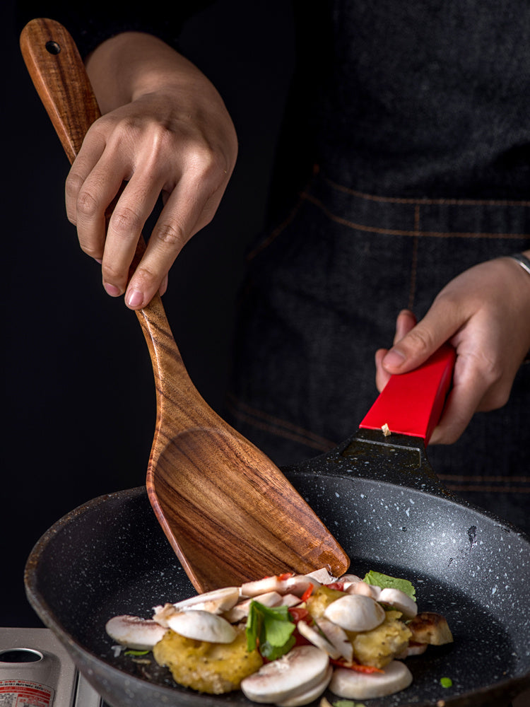 Thailand Teak Natural Wood Tableware: Nature’s Elegance at Your Table