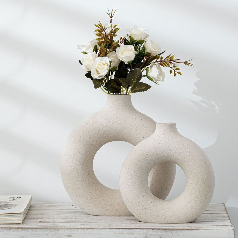 New Style Biscuit Vase: Playful Elegance for Modern Spaces
